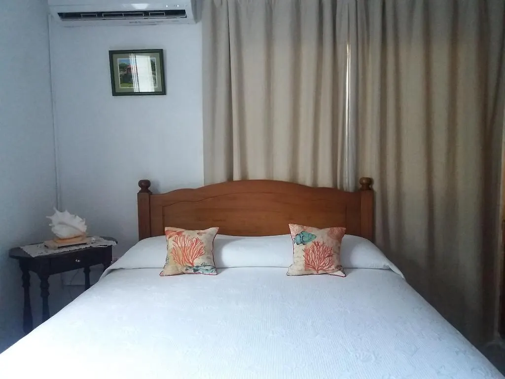 Delpech Residence, Beau Vallonの連絡先